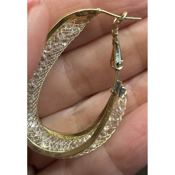 lot 2 gold Tone Oval hoop earrings subtle bling elegant interesting - Picture 11 of 15